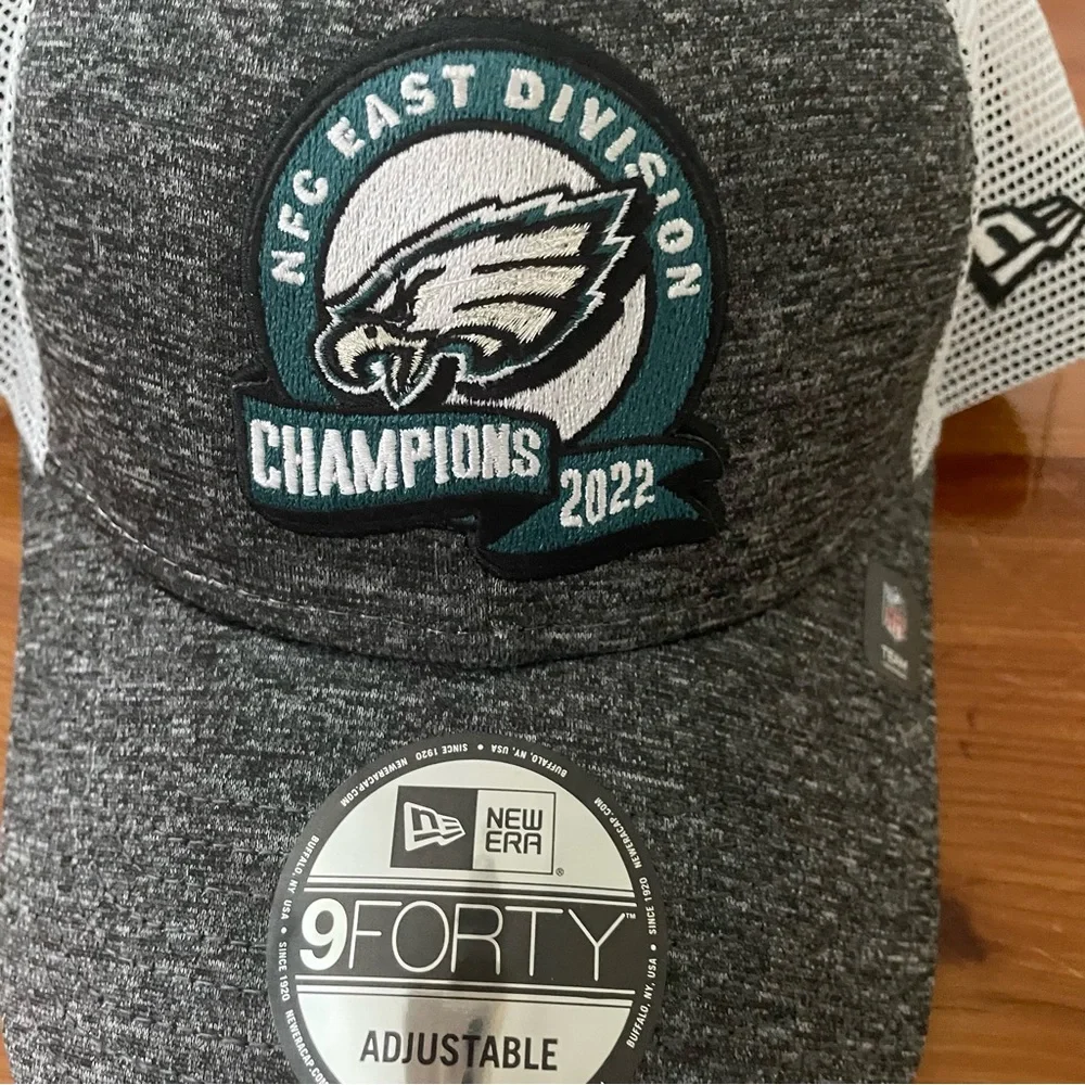 Philadelphia Eagles NFC East Champions 2022 Hat - Picture 3 of 5